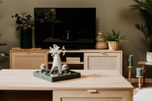 TV-Board >Kuta< in Sonoma-Eiche Nachbildung - 150x52x40cm (BxHxT)