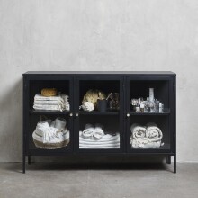 Vitrine >CARMEL< (B/H/T: 132x85x40 cm) in Metall Schwarz Lackiert