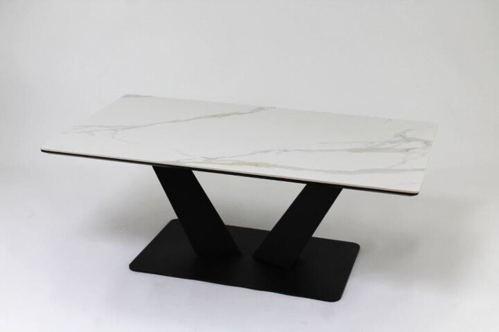 Couchtisch >2157-19< in hellgrau, Gestell Metall - 110x42cm (BxH)