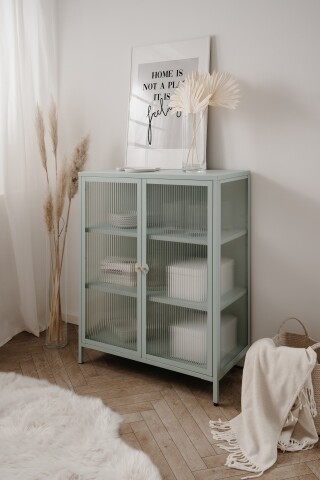 Vitrine >Milton< in mintgrün, Stahl - 80x101,5x40cm (BxHxT)