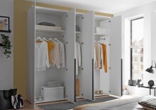 Drehtürenschrank >Kevo< 3 Böden, 3 Stangen, 5 Türen, Weiß Dekor - 225x225x52cm (BxHxT)