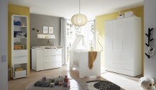 Kleiderschrank >Spice< 3 Türen, 4 Schübe, in Weiß / Weiß Hochglanz - 126x208x57 (BxHxT)