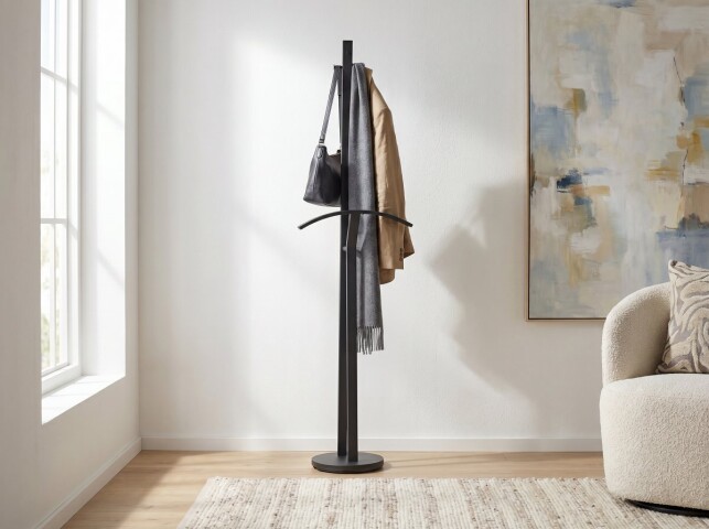 Kleiderständer >Leni< 4 Haken, in schwarz, Metall  - 45x175x29cm (BxHxT)