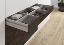 Drehtürenschrank >Koda< in alpinweiß / Atlantic Oak dunkel - 271x210x54 (BxHxT)