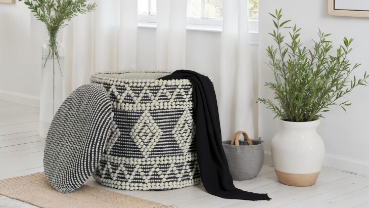 Sitzhocker >WL7.421< mit Stauraum, Grau-Creme, Stoff - 45x40cm (HxD)
